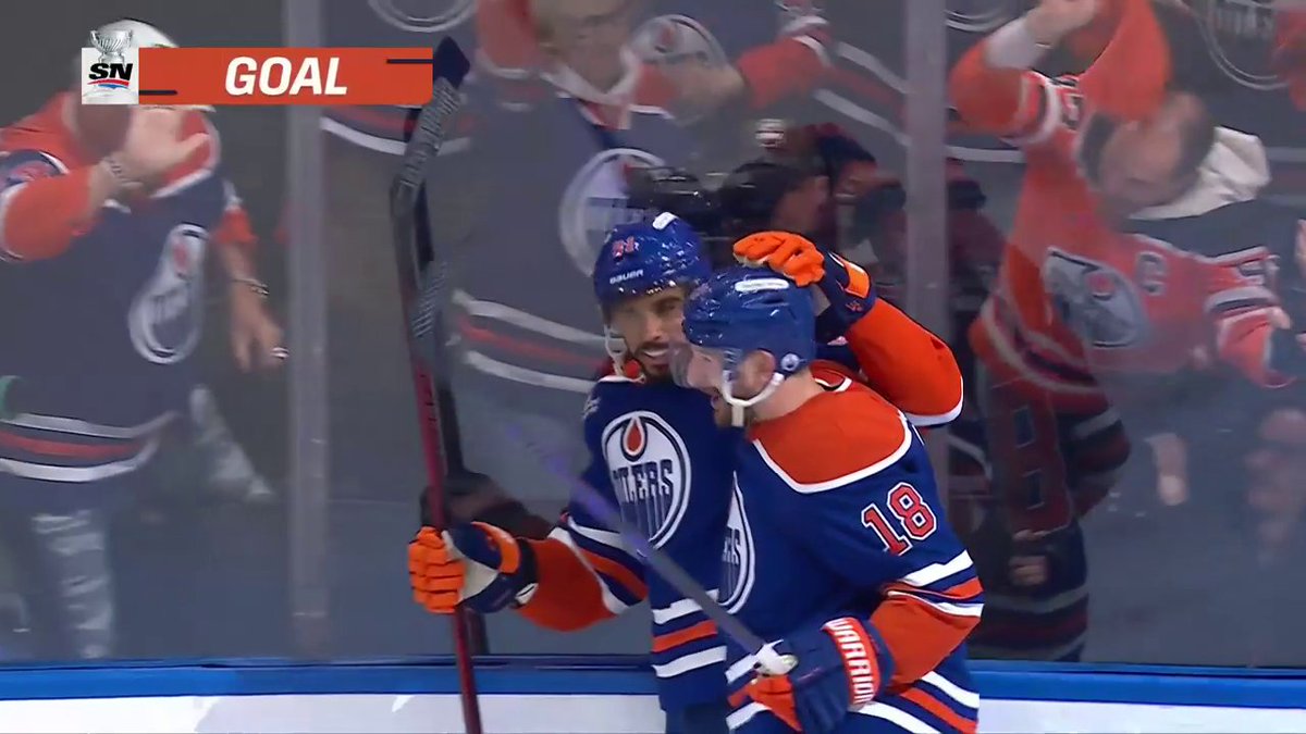 Make that two for Zach Hyman! ✌️ #StanleyCup 🇺🇸: ABC &amp; ESPN+ ➡️ 🇨🇦: Sportsnet or stream on Sportsnet+ ➡️