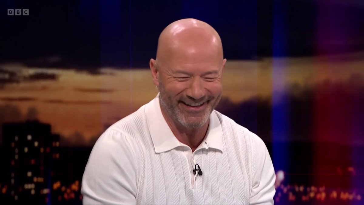 🗣️ @AlanShearer "I'm pleased Sunderland are back up." 🗣️ Micah Richards "Are you? That's not what you said in the green room" 😂 #MOTD