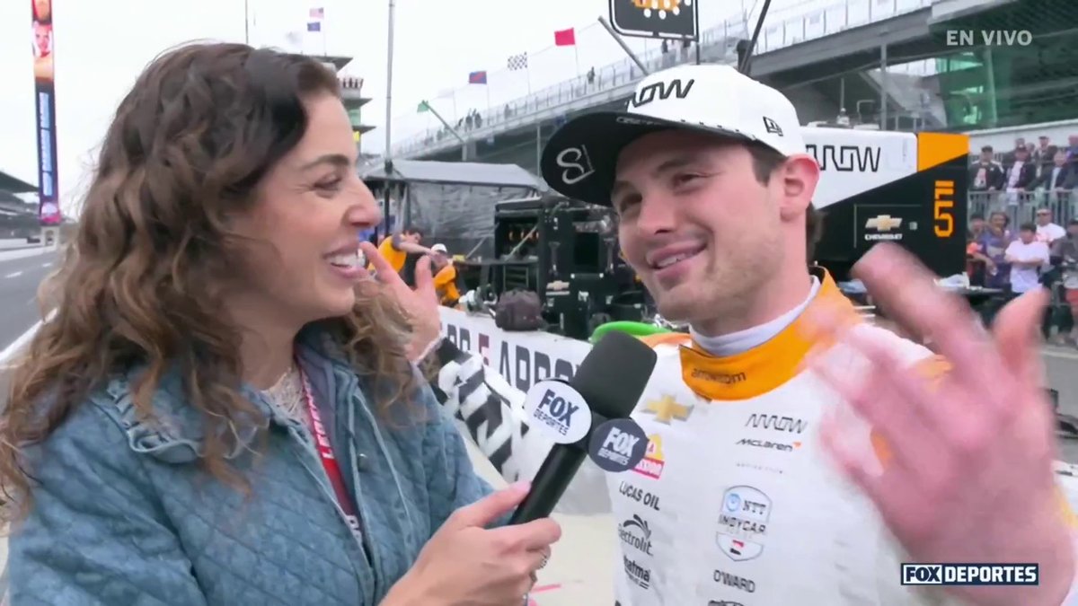 "Ha sido la peor Indy500 de la que he sido parte, había mucha una inexperiencia, iban jugando y eso no debería de pasar, muy poco profesional" "Felicidades a Palou pero tenemos que encontrar lo que está comiendo porque está impresionante como van"