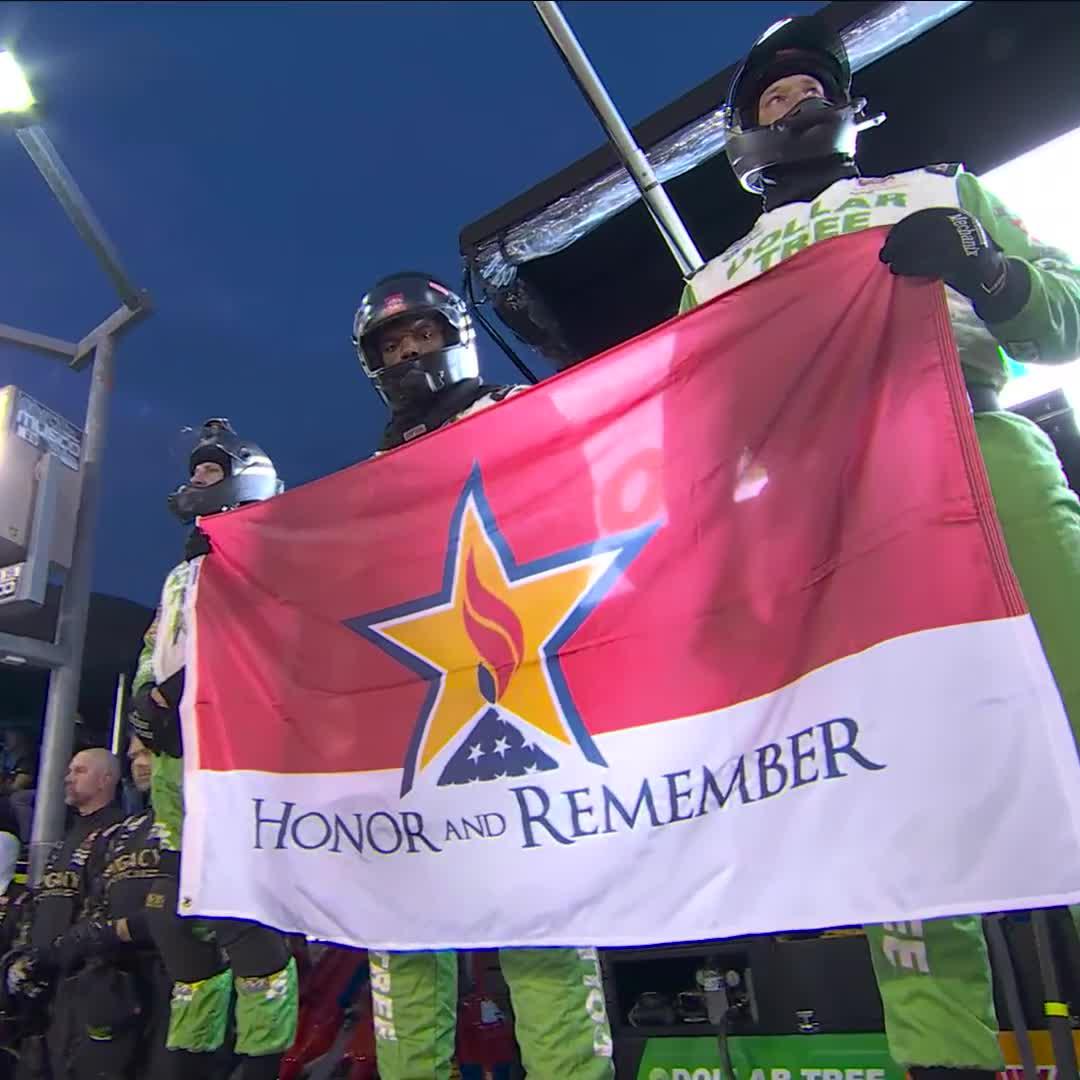 On this Memorial Day Weekend, we pause after Stage 2 to Honor and Remember our fallen heroes. #NASCARSalutes