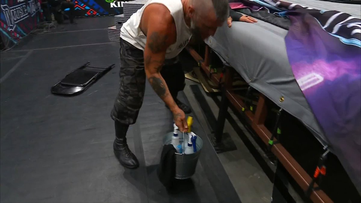 Got to get Ricochet's head nice and clean! Watch #AEWDoN LIVE on PPV right now!