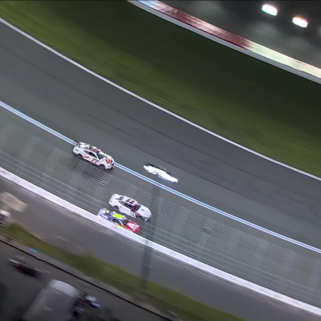 WE ARE THREE-WIDE AT THE FRONT!