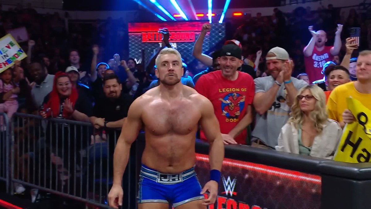 😱 😱 😱 Joe Hendry is wasting NO TIME! #WWEBattleground