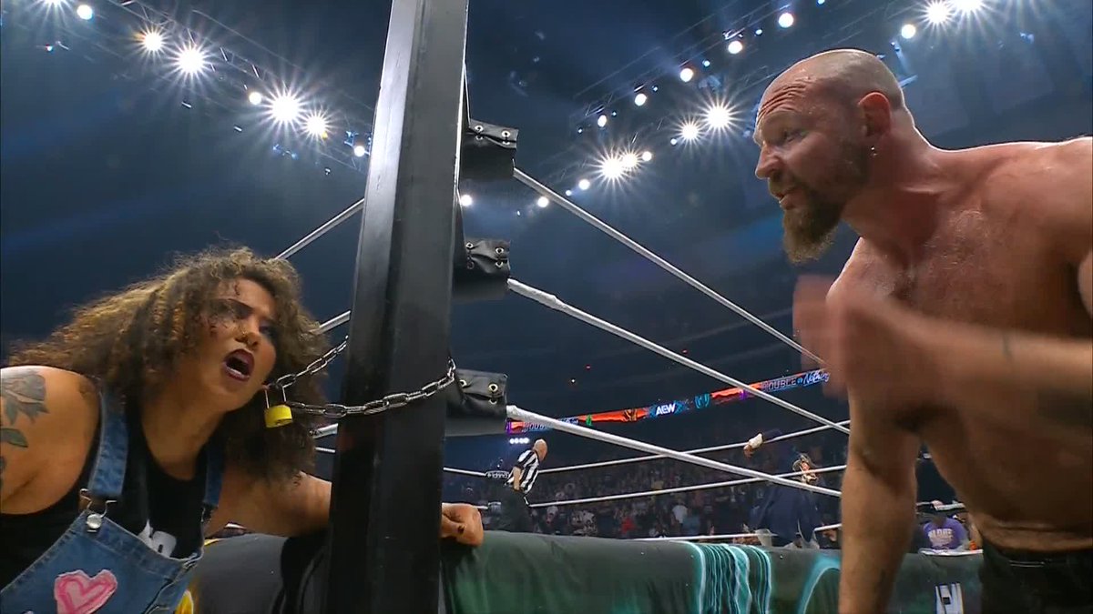.@WillowWrestles is locked on the ringpost -- by her ear! Watch #AEWDoN LIVE on PPV right now!