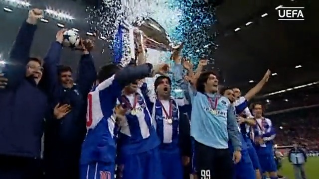🚨 Há exatos 21 anos: O Porto venceu a Champions League 2003-04, derrotando o Monaco por 3 a 0 na final. Gols de Carlos Alberto, Deco e Alenichev.