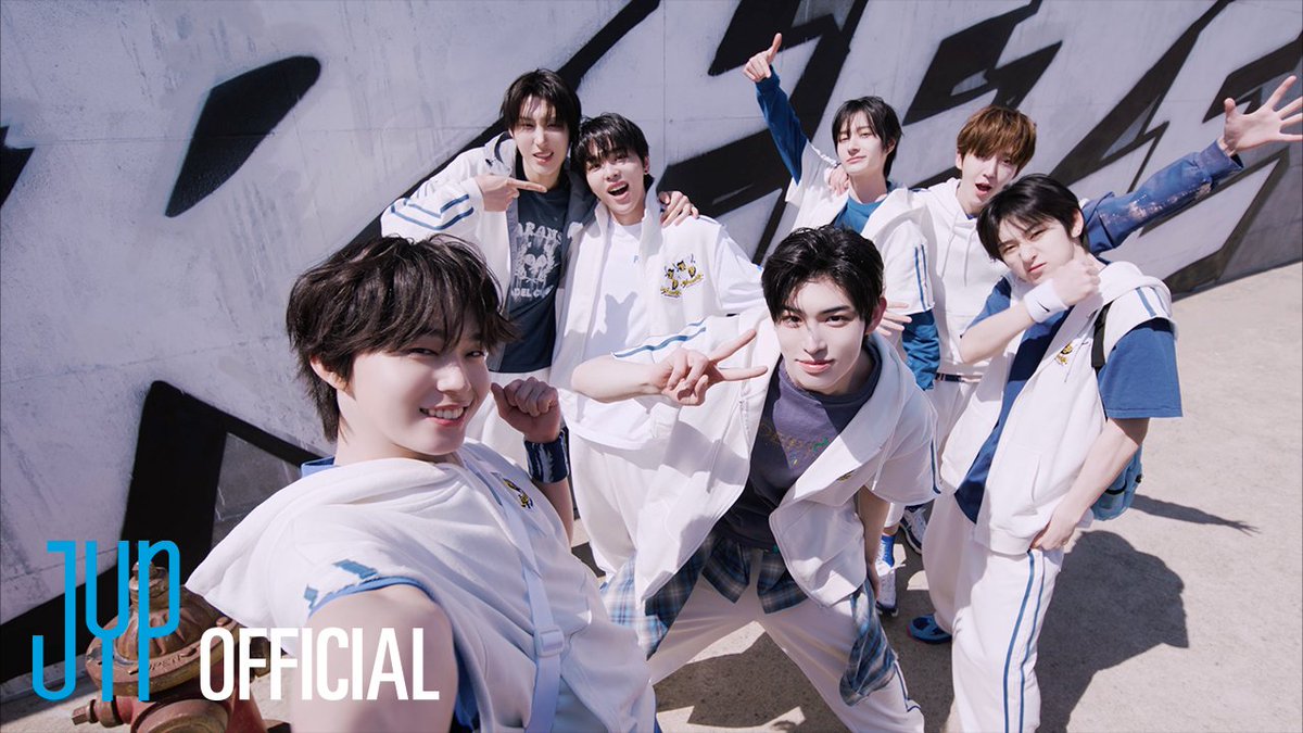 KickFlip(킥플립) "FREEZE" M/V KickFlip The 2nd Mini Album "Kick Out, Flip Now!" 2025. 5. 26 6PM(KST) Release! #KickFlip #킥플립 #Kick_Out_Flip_Now #FREEZE #FREEZE_잠깐_킥플립_컴백했어요
