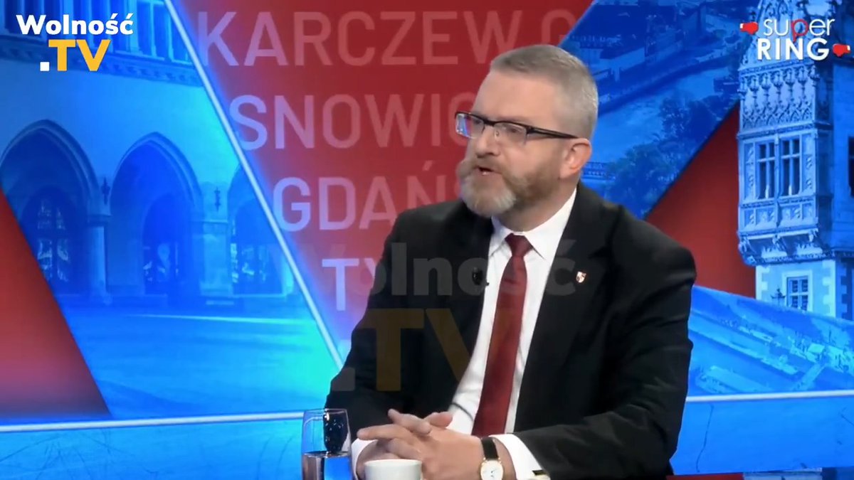 Nie poszedłby Pan na piwo z Trzaskowskim i Sikorskim? ✅ Grzegorz Braun: Ja wolę alkohole wysokoprocentowe, a jeśli już to staram się nie pić z BYLE KIM! Grzegorz Braun Konfederacja Korony Polskiej