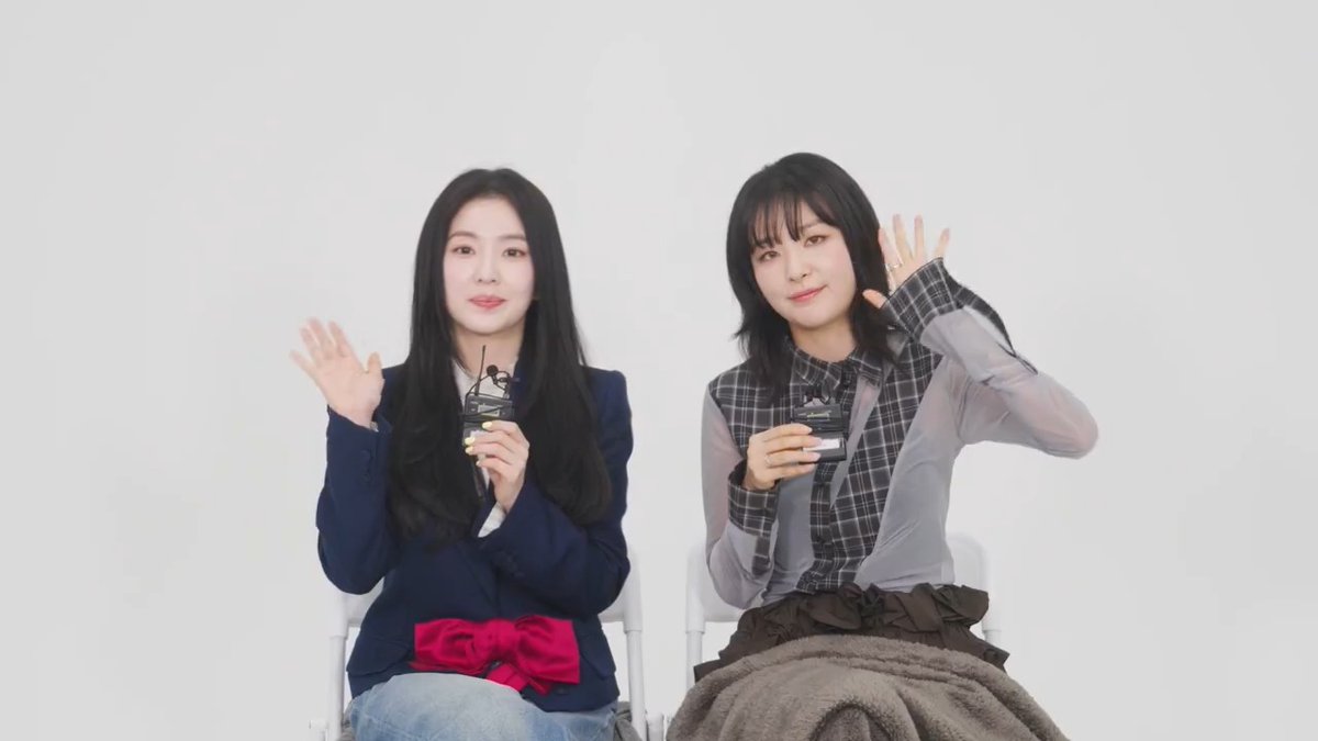 #RedVelvet - #IRENE & #SEULGI The 2nd Mini Album『#TILT』配信開始❤️ 全6曲が収録された豪華な一枚で待望のカムバです🥹 今夜21時からは特集ラウンジも開催📣 楽曲を聴きながら一緒に楽しみましょう🥰 👇参加URL 👇アルバムを聴く Red_Velvet_JP