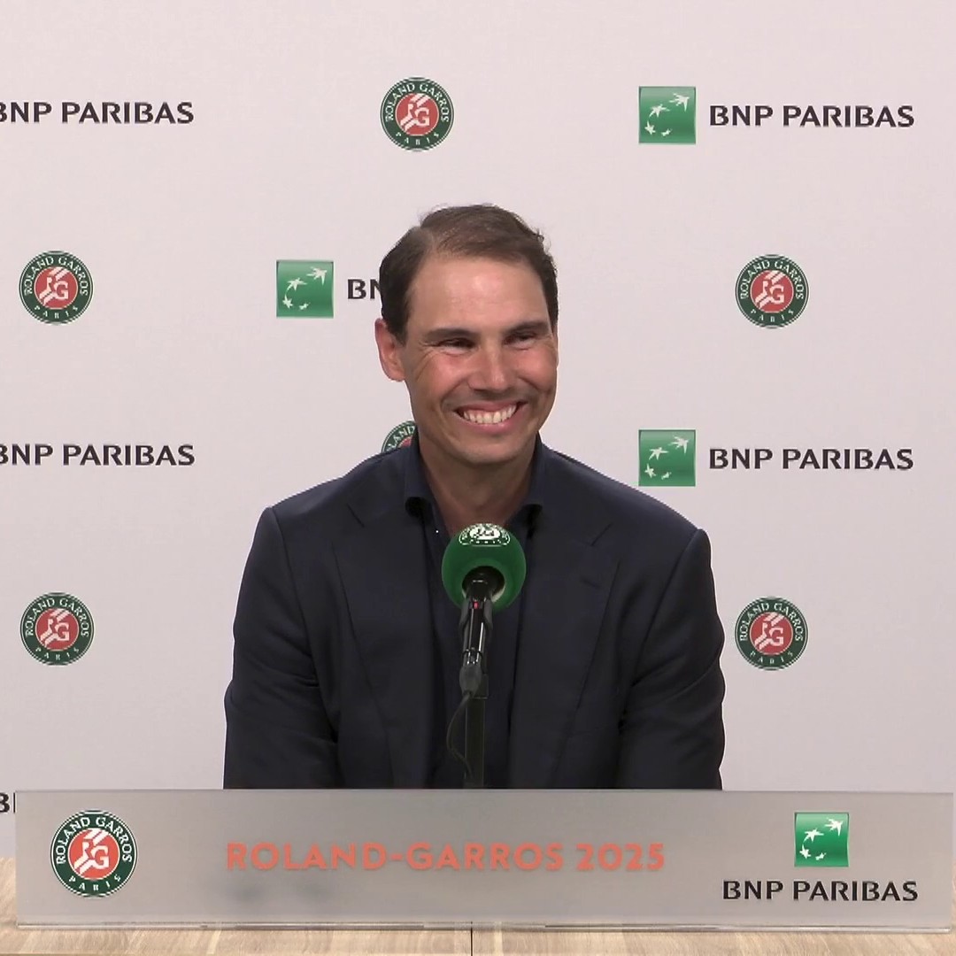 "Always British" 😂 Rafa Nadal read out the text that Andy Murray sent as soon as Arsenal beat Real Madrid 💬 #RolandGarros