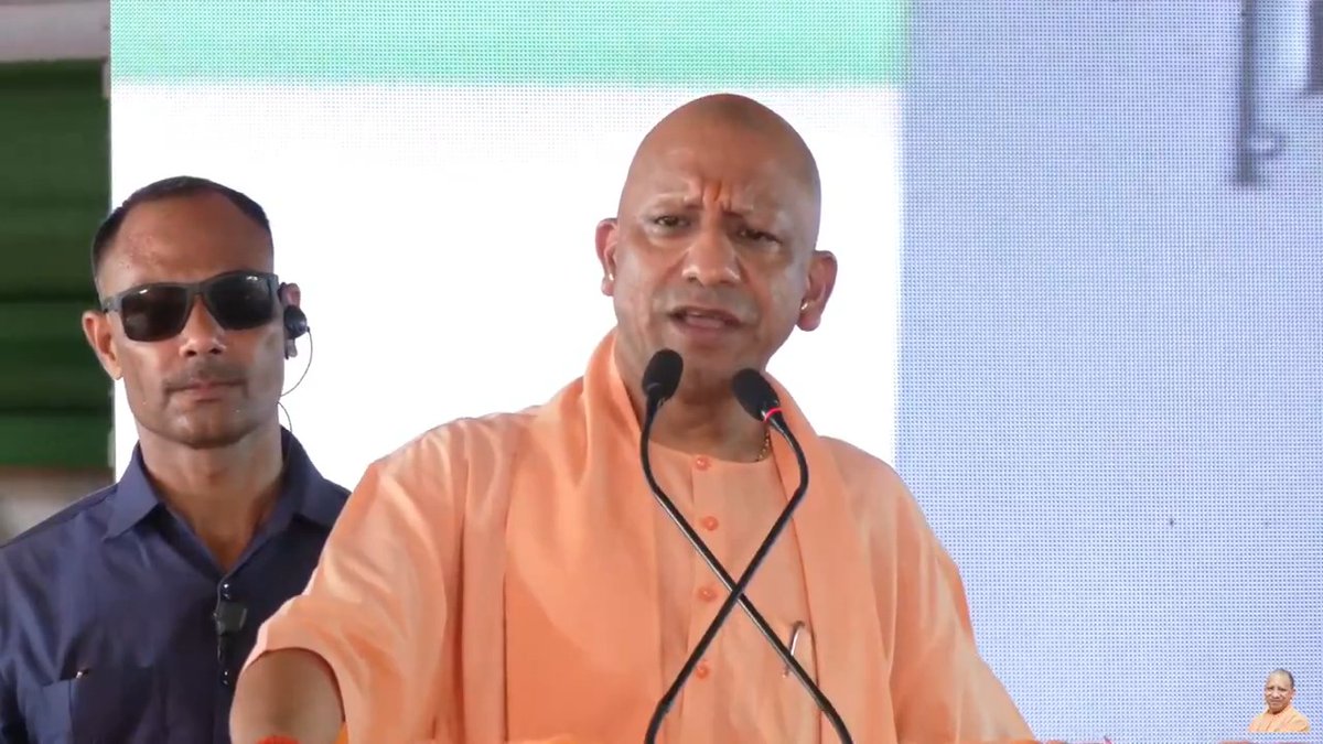 डबल इंजन की सरकार आपके साथ है... आपके स्वावलंबन के लिए, आपको समृद्धि के मार्ग पर आगे बढ़ाने के लिए तत्पर है...