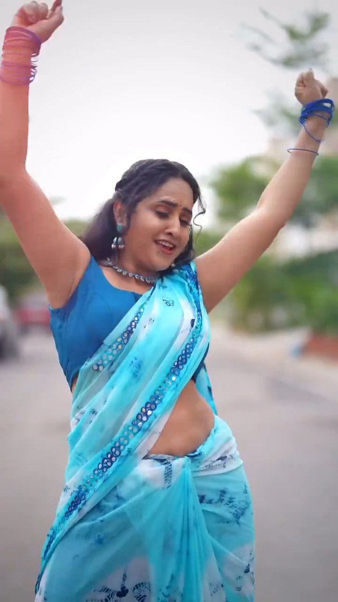 LAASYA sweaty in saree