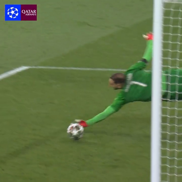 Donnarumma 🆚 Sommer Two incredible goalkeepers head-to-head in the #UCLfinal 🧤 @QatarAirways | #LetsFly