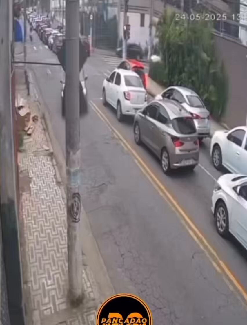 Me desculpem, mas eu já esperava que fosse uma mulher dirigindo