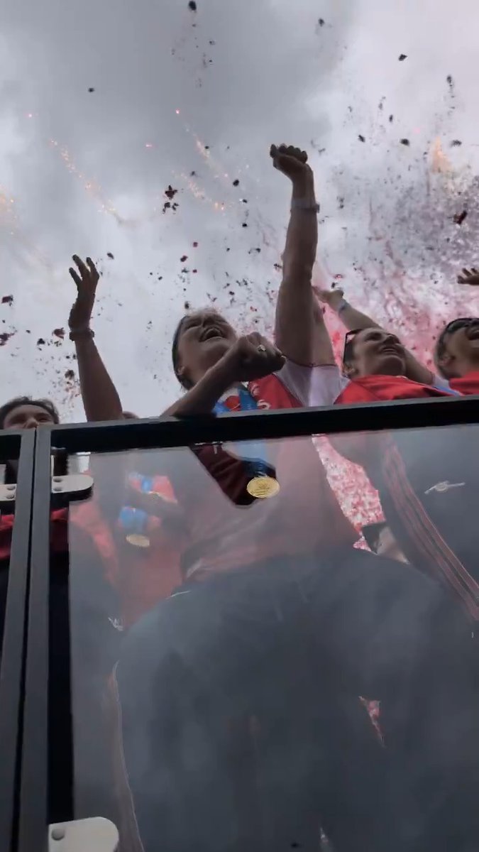 POV: You're front row for our Champions League trophy lift 🤩