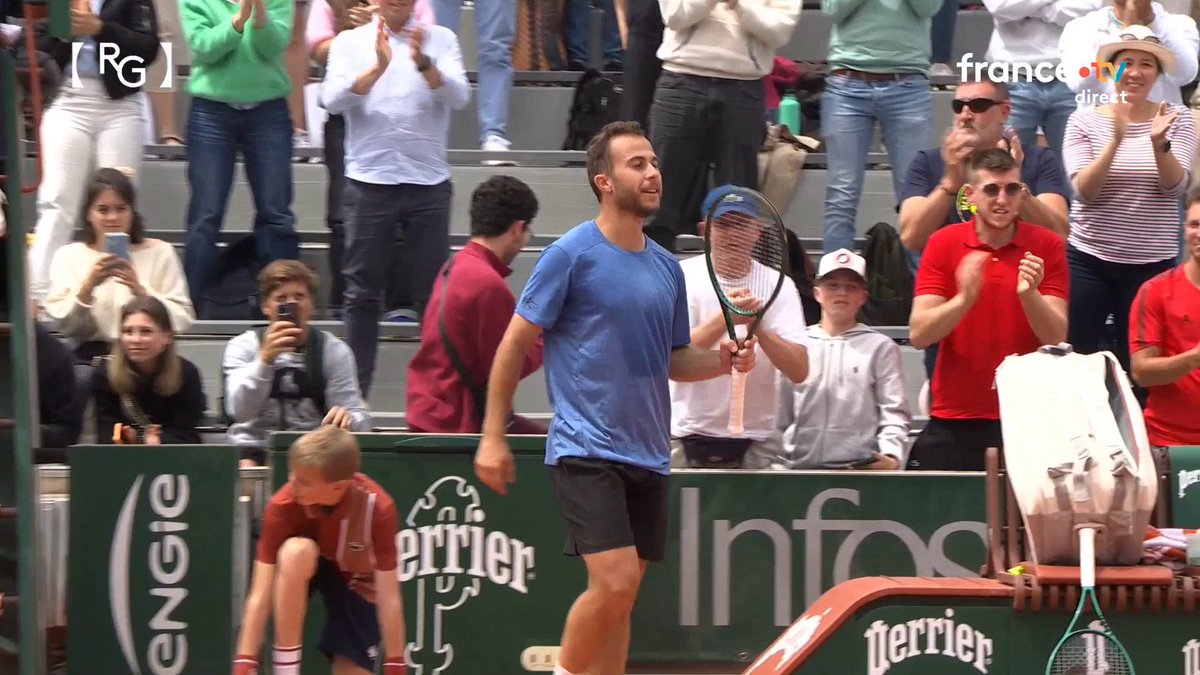📊 Le match entre Hugo Gaston 🇫🇷 et Ugo Blanchet 🇫🇷 (2h55, 2/6 6/0 2/6 6/3 6/4) fut le plus court match en 5 sets disputés à Roland-Garros depuis 4 ans et le duel germanique entre Alexander Zverev 🇩🇪 et Oscar Otte 🇩🇪 (2h49, 3/6 3/6 6/2 6/2 6/0).