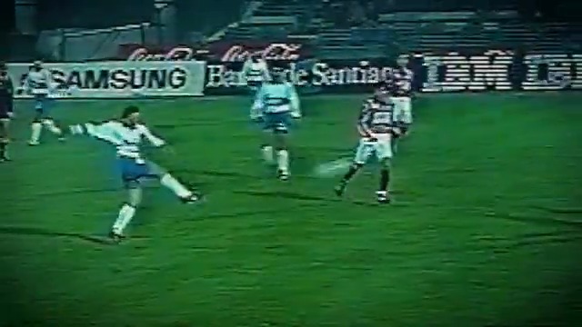 Final de Copa Libertadores 1993: Golazo de Ricardo Lunari y el penal de Juan Carlos Almada para el triunfo 2-0 de #LosCruzados ante Sao Paulo 🇧🇷, en un partido histórico donde lo dejamos todo. #EfemérideCruzada ⚪🔵