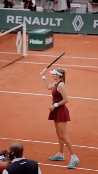 Powerful moves by Boulter ➡️ Second round 💪 #RolandGarros