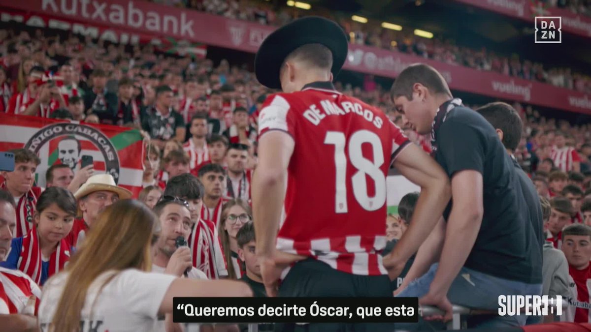 Honor a quien honor merece 🔴⚪ San Mamés, rendido a su capitán Óscar de Marcos 🦁 #Super8