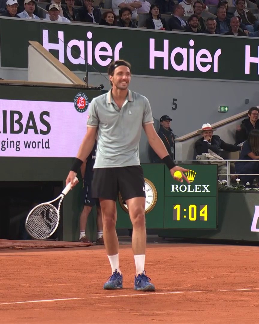 Non la migliore delle figure per Rinderknech 🙃 #Tennis #RolandGarros #Sinner