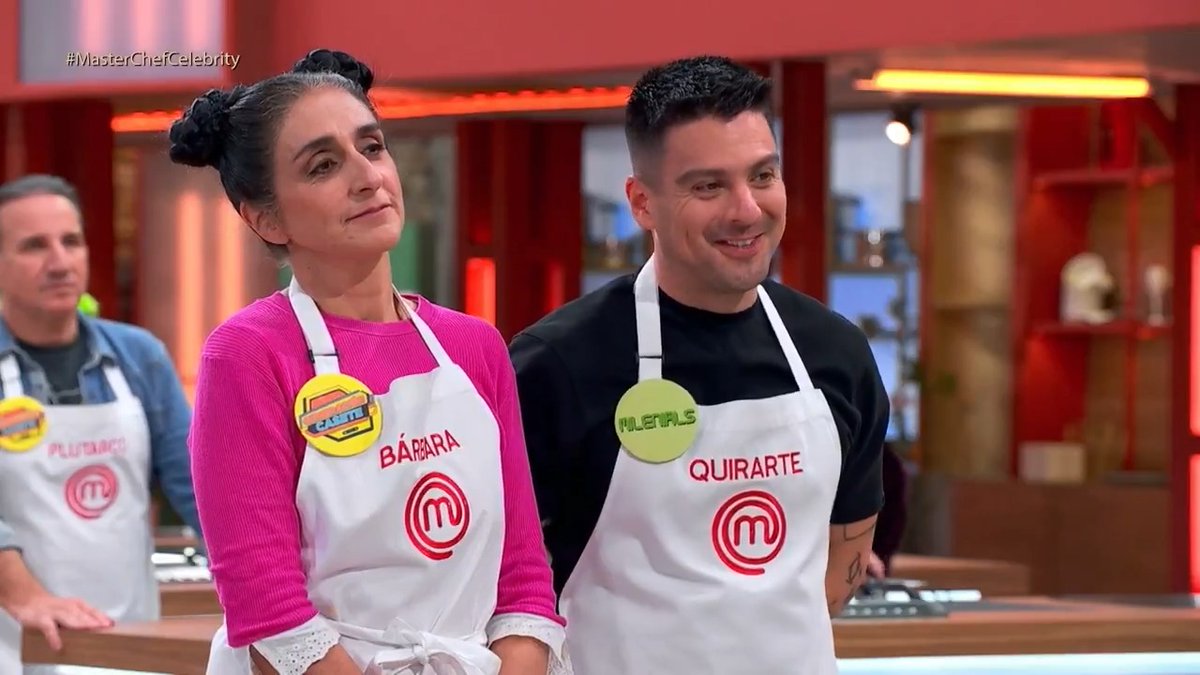 La cosa es divertirse, aprendí a hacer crepas parejitas, prejitas. Jajaja 🤯 a que costo…. 🥵 #MasterChefCelebrityMx #MasterChefCelebrity