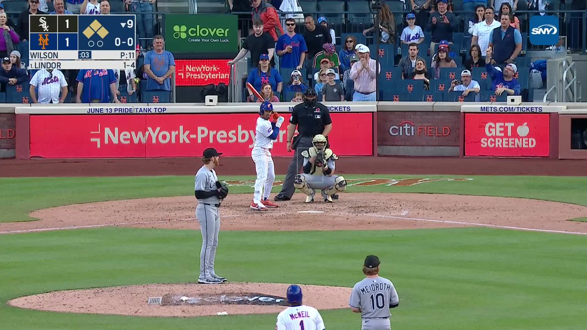 FRANCISCO LINDOR WINS IT FOR THE METS!