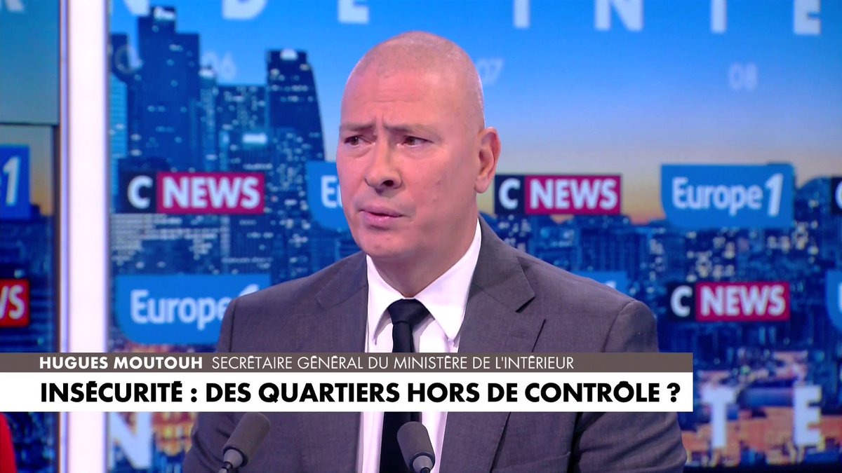 Interrogé sur les mineurs isolés étrangers, Hugues Moutouh, secrétaire général du ministère de l'Intérieur, livre son analyse : «C'est soit la prison, soit le cimetière. Il n'y a pas d'autre issue», dans #LaGrandeInterview