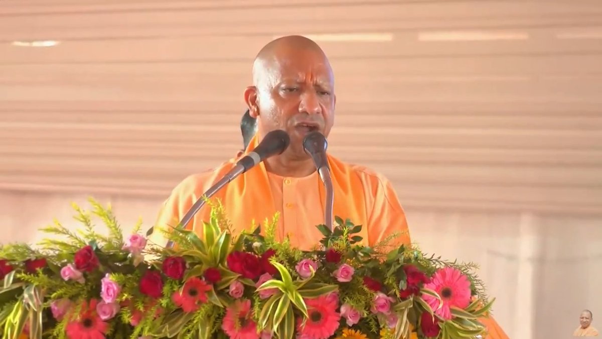 हमें गरीब के जीवन में परिवर्तन लाना होगा... मुख्यमंत्री सामूहिक विवाह योजना इस प्रगतिशील सोच का एक प्रतीक है...
