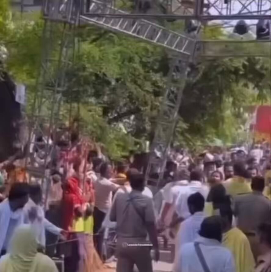 हवा को भी पता है,वहाँ कौन है।🚩