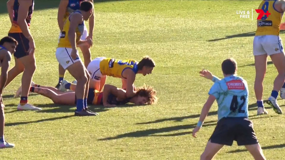 "I'm glad that they've fined him because we need to get that out of the game ... kids will do it and it looks terrible." Luke Hodge on Liam Baker's rough conduct 👇