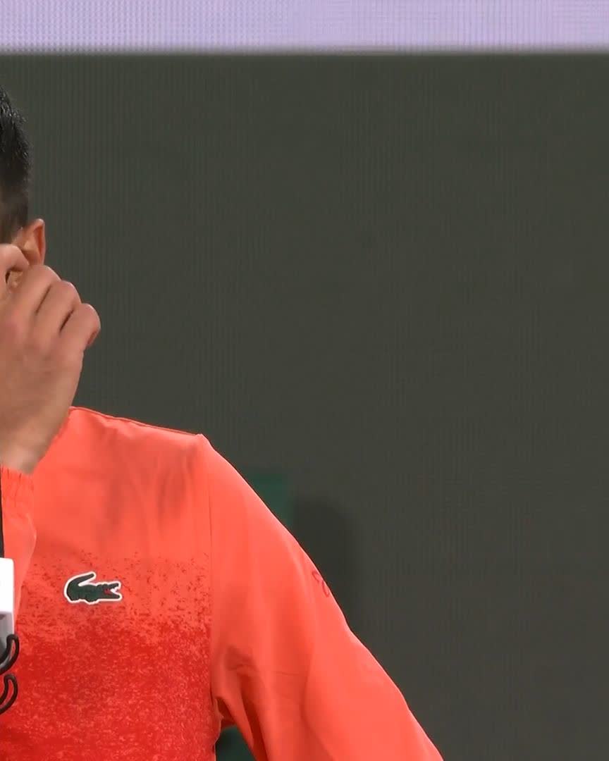 Last time Novak converted a match point on this court, he was awarded a gold medal afterwards, so emotions were high for Nole 🥇 #RolandGarros