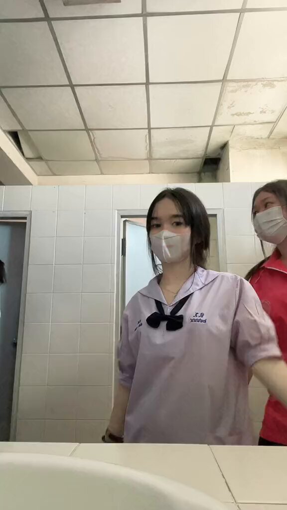 ผู้หญิงมีหนวดคนนี้เป็นของเธอนะ