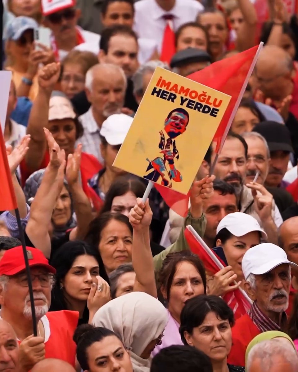 Bu meydanlar, demokrasi diyenlerle otokrasi diyene karşı büyük bir muhalefet birlikteliğinin meydanıdır. Biz kazanacağız, demokrasi kazanacak, Türkiye kazanacak! 🗓️28 Mayıs Çarşamba ⏰20.30 📍Esenler Dörtyol Cumhuriyet Meydanı