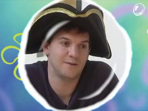 Showrunners Stephen Hillenburg and Derek Drymon discussing the episode "Dying for Pie" (2002).