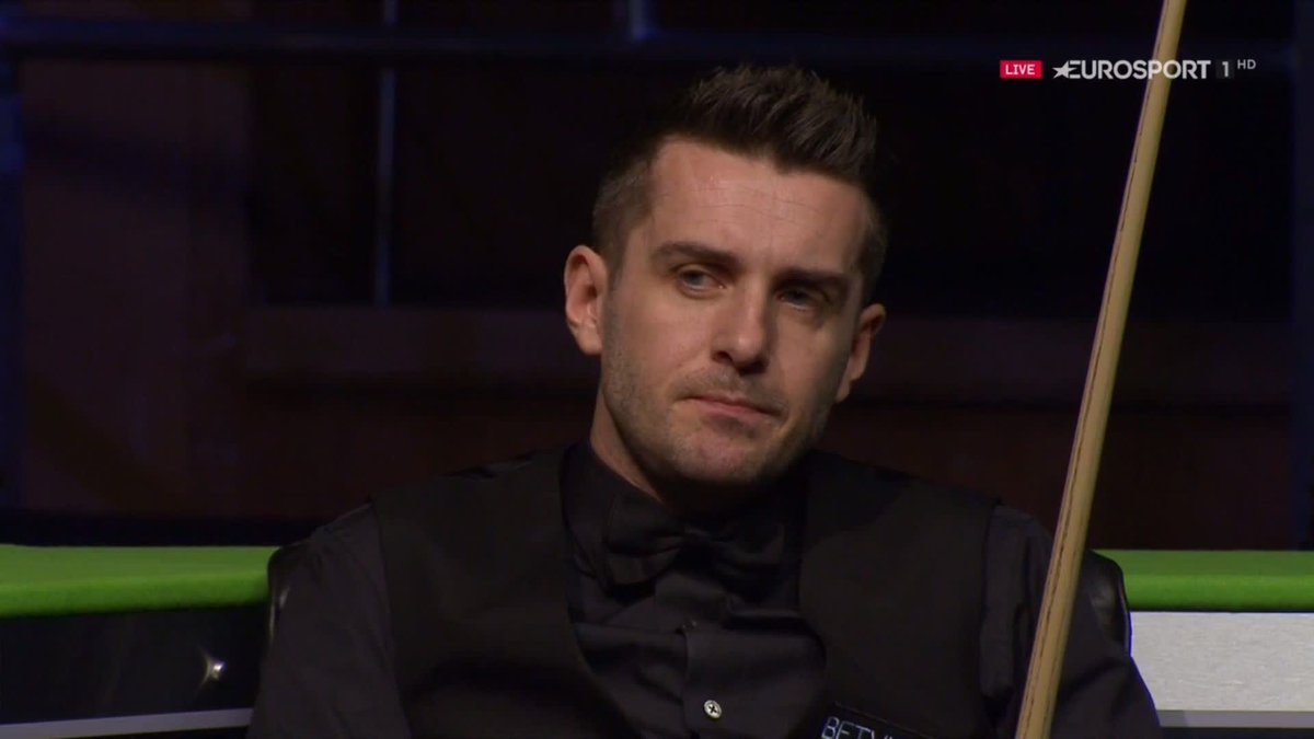 Mark Selby: “Sorry, I’ve fluked a snooker!” Ronnie O’Sullivan: “No worries, I’ll fluke the pot!” 🤭 #snooker #ilovesnooker