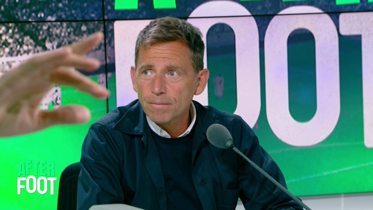 🔴🔵 Daniel Riolo s'exprime sur l'importance d'avoir un joueur capable de marquer au moins 25 buts par saison dans une équipe comme le PSG.