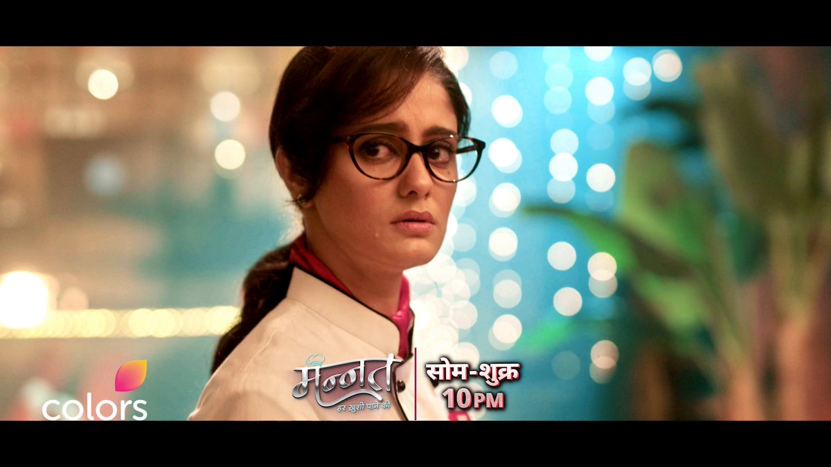 Malla se shaadi karke Vikrant kar raha hai koi samjhauta, ya sach mein badh gayi hai uski aur Mannat ke beech ki dooriyan? 😥😨 Dekhiye #Mannat, Mon - Fri raat 10 baje, sirf #Colors aur JioHotstar par. #AyeshaSingh #MonaWasu #AdnanKhan #SharainKhanduja