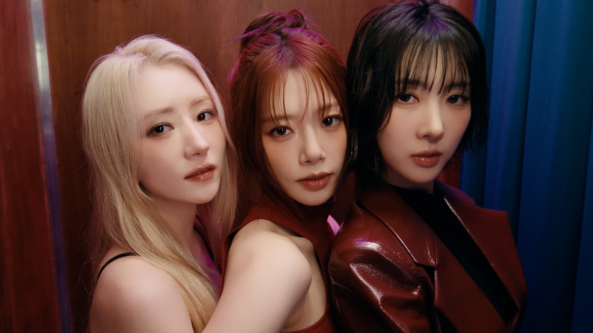 [🎬] 유아유(UAU) '2 Months' MV 🔗 ⠀ #유아유 #UAU #Dreamcatcher_UAU #1st_Mini_Album #Playlist #You_Are_You #2Months #Attitude