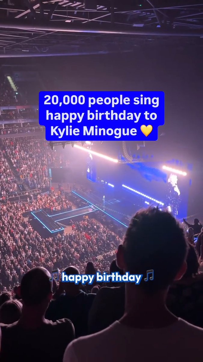 This was the wonderful moment 20,000 people sang happy birthday to Kylie Minogue at the O2 Arena 💙🎂