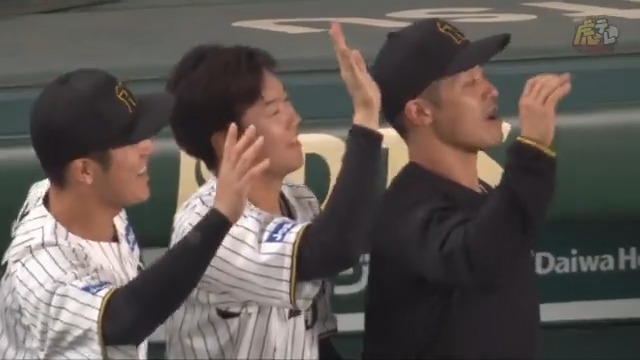 5回裏、近本選手のレフトタイムリーヒットで待望の先制点! #hanshin #虎テレ #阪神タイガース #鼓動を鳴らせ_虎道を進め