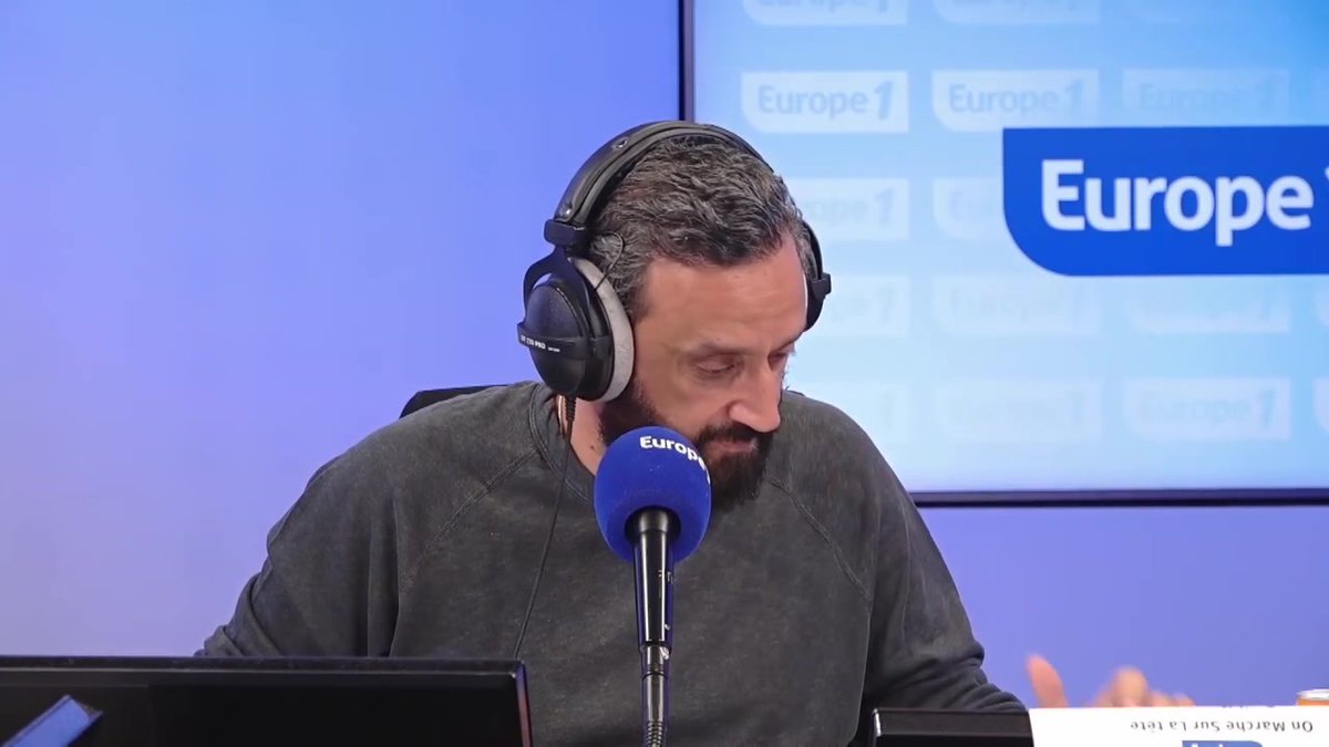« J’ai dit que je ne voulais pas que le chauffeur de bus perde son travail », affirme Thaïs, la jeune femme qui s’est vu refuser l’entrée dans un bus en raison de sa tenue, dans #OMSLT avec Cyril Hanouna sur #Europe1.