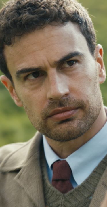 Luci sistemate, telecamera raddrizzata, ripassino del copione e ci siamo. Le riprese della seconda stagione di Gentlemen sono iniziate.