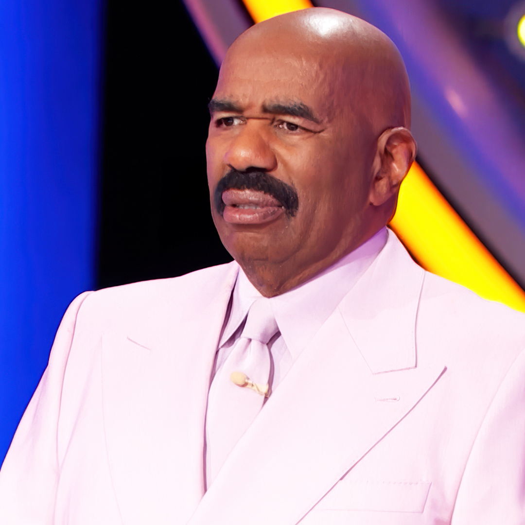 Chelsea’s hairy podium answer offends Steve Harvey!! 😬😂😬 If a bald guy were really into baldness, he might also shave his what??