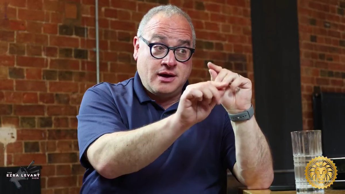 WATCH: @EzraLevant explains how Tommy Robinson's willingness to accept the legal consequences for spreading his message has helped him reach a wider audience, including @ElonMusk. Now the world is aware "we live in a post-free speech era," Tommy Robinson 🇬🇧 says.