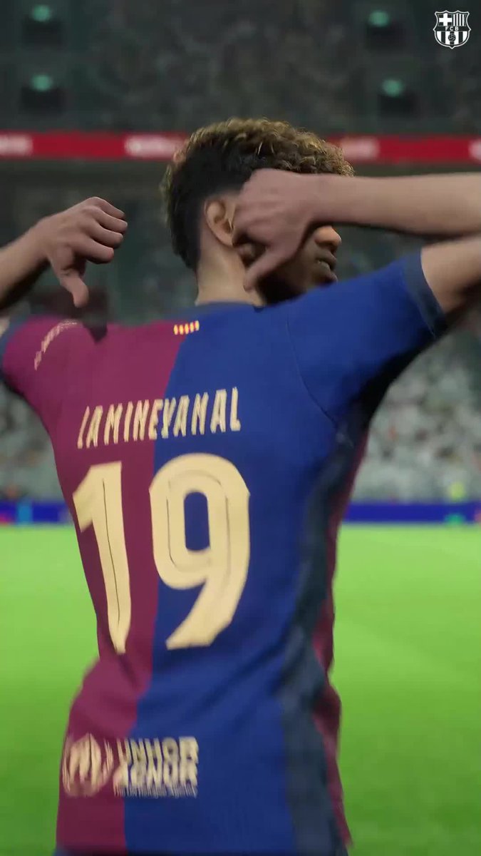 Un jugador de videojuego 🕹️ 🎮 @play_efootball