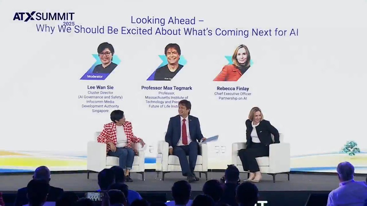 "Most of my colleagues 5 years ago thought we were decades away from something [like ChatGPT]." 📹 At Asia Tech x Singapore's ATxSummit in Singapore, FLI President @Tegmark joined Lee Wan Sie (Infocomm Media Development Authority of Singapore) and Rebecca Finlay (Partnership on AI) to discuss addressing AI's risks &amp; its opportunities: