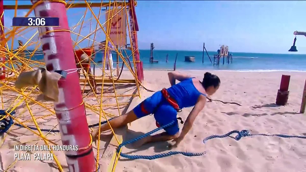 Che suspence per questa campana!!! Teresanna vince la Prova Leader. #Isola