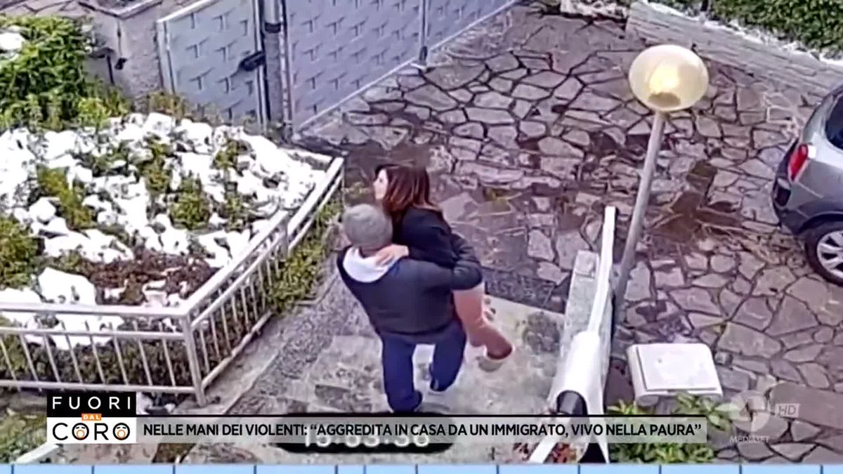 Aggredita da un marocchino che vive a pochi metri da lei in provincia di #Varese. Lei lo ha denunciato ma non è successo nulla e lui continua a vivere lì. Ora lei vive nel terrore, mentre lui è libero. Il servizio di virginia gigliotti a #Fuoridalcoro