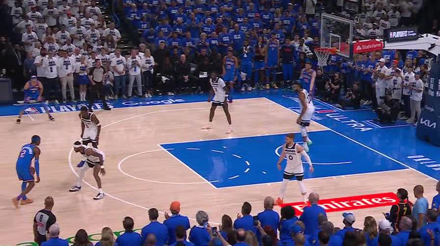 CASON WALLACE AT THE 1Q BUZZER 🎯
