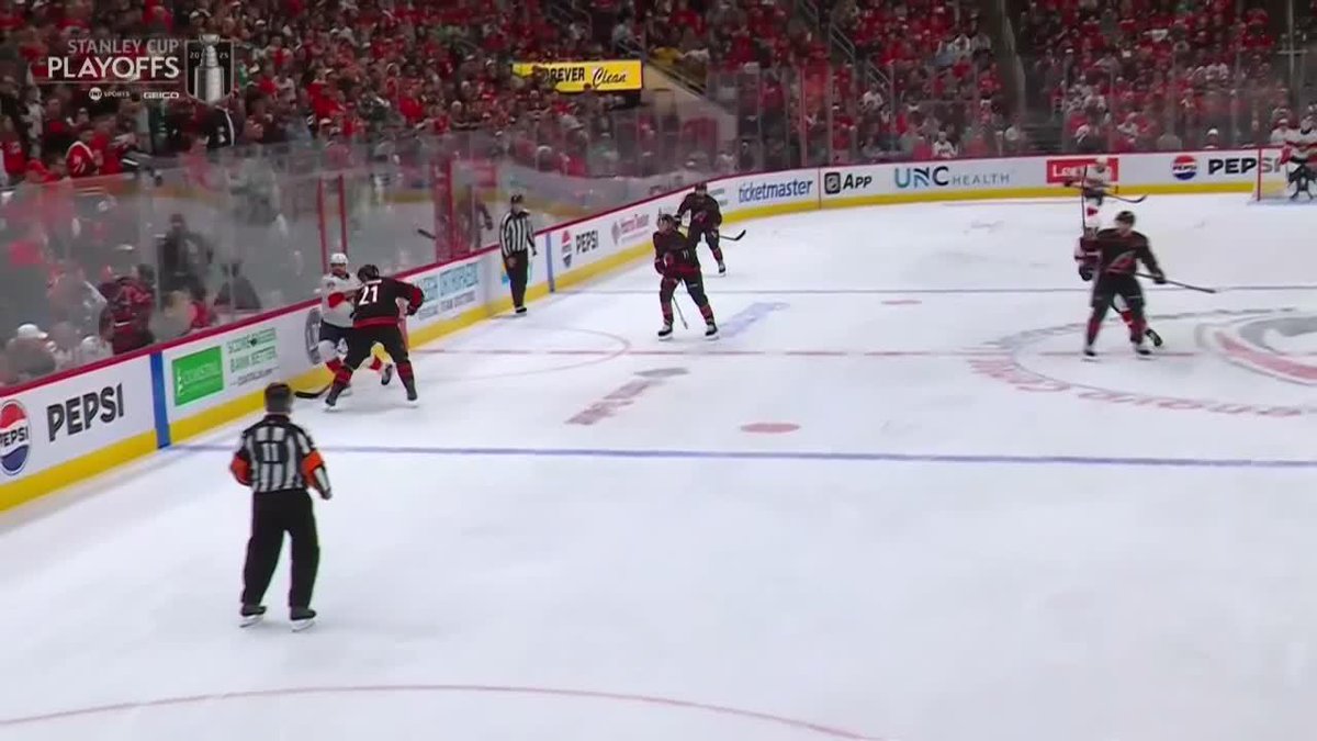 THE PANTHERS RETAKE THE LEAD LATE IN THE THIRD IN GAME 5 🔥 WHAT A SET UP FROM BARKOV 👏