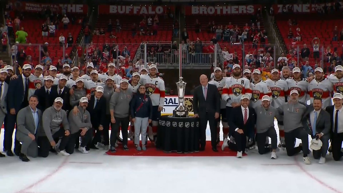 The Panthers didn't touch the Prince of Wales Trophy 👀